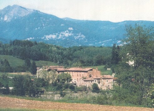 Castello-Belforte-panorama veduta-del-castello-da-sud-ennesimo-crollo-esterno